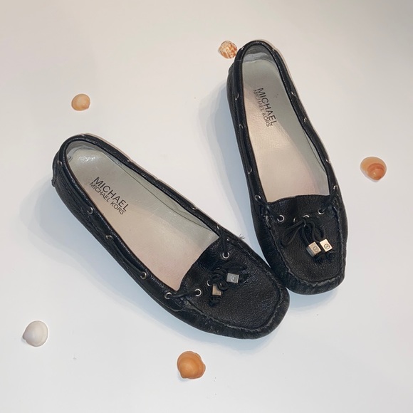 Black Michael Kors size 7 boat shoe loafer - Picture 2 of 7